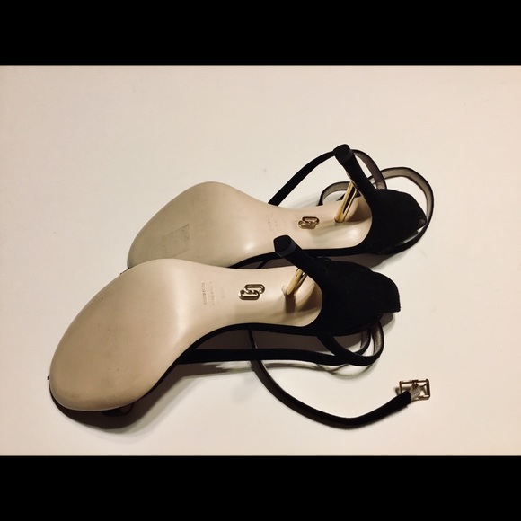 cushnie et ochs Black Felix Suede Ankle Strap - Picture 7 of 7